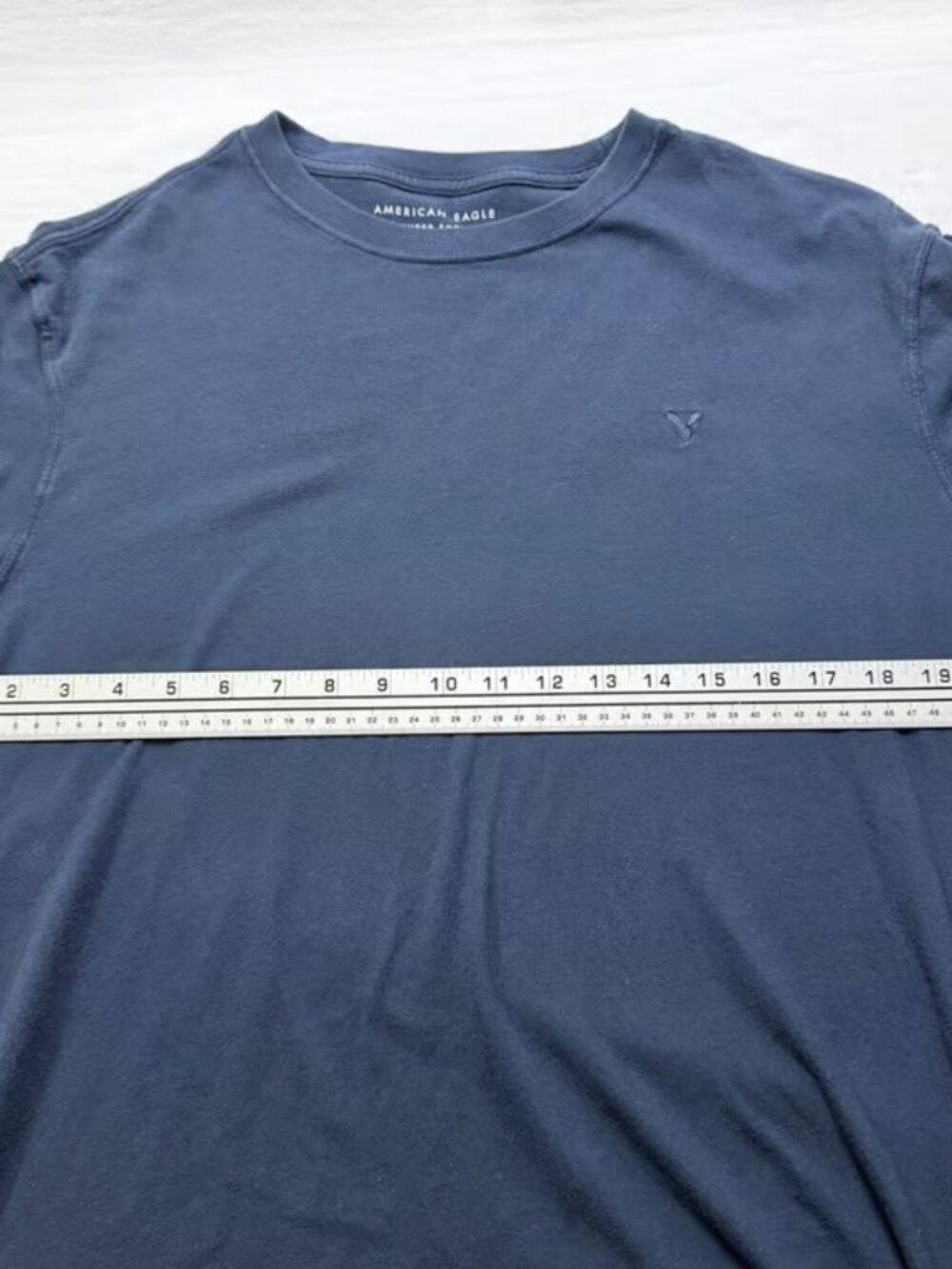 American Eagle T-Shirt Super Soft Standard Fit Navy Blue Embroidered Logo Size L - Picture 6 of 6